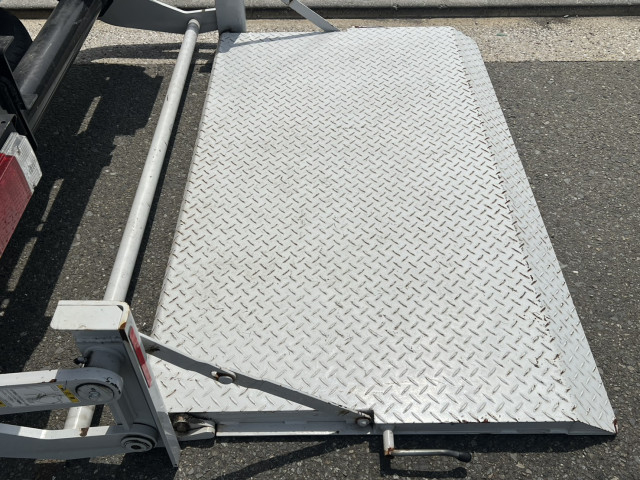 日野 デュトロ 小型 バン 2KG-XZC605M(106584) 11枚目