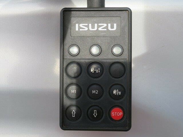 いすゞ ギガ 大型 セルフローダー PDG-CYJ77W8L(27511) 21枚目