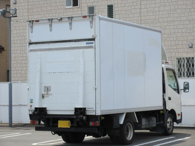 トヨタ ダイナ 小型 バン SKG-XZU700(6605) 3枚目