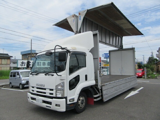 Isuzu forward Middle Wing body PDG-FRR34S2(10684) 1枚目