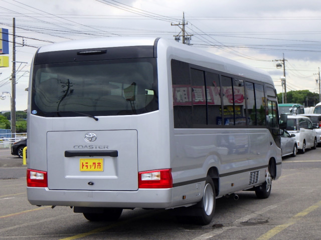 トヨタ コースター 小型 バス 2WG-GDB110(105565) 7枚目
