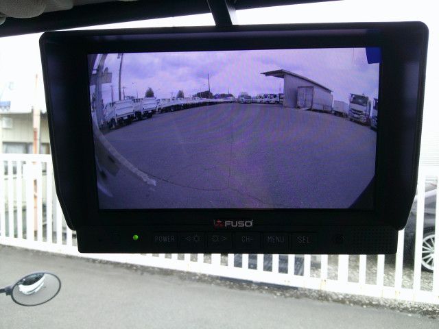 Mitsubishi Fuso canter Small Double cab 2RG-FBA20(105856) 18枚目