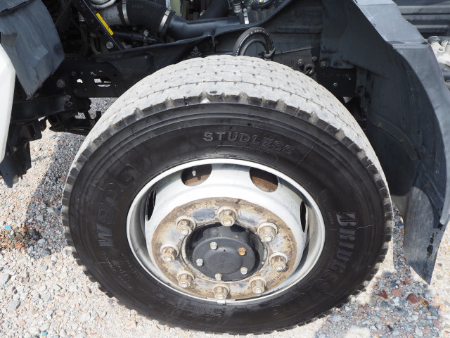 三菱ふそう ファイター 増トン 平ボディ（クレーン付） QKG-FK62FZ(110548) 32枚目