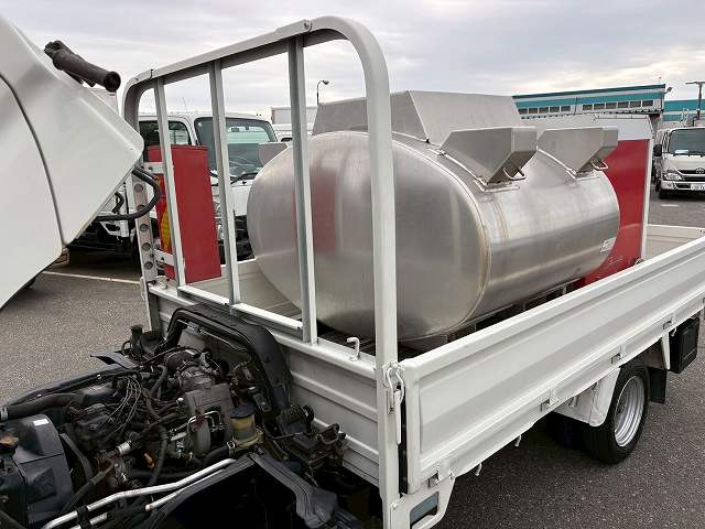 トヨタ ダイナ 小型 タンクローリー GE-RZY220(109647) 24枚目