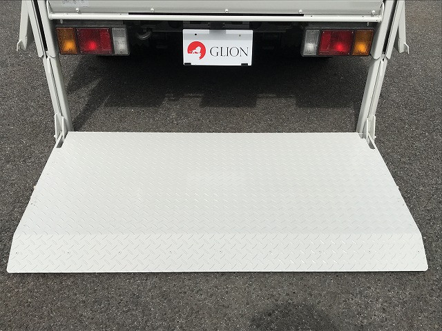 いすゞ エルフ 小型 平ボディ TRG-NJR85A(109410) 17枚目