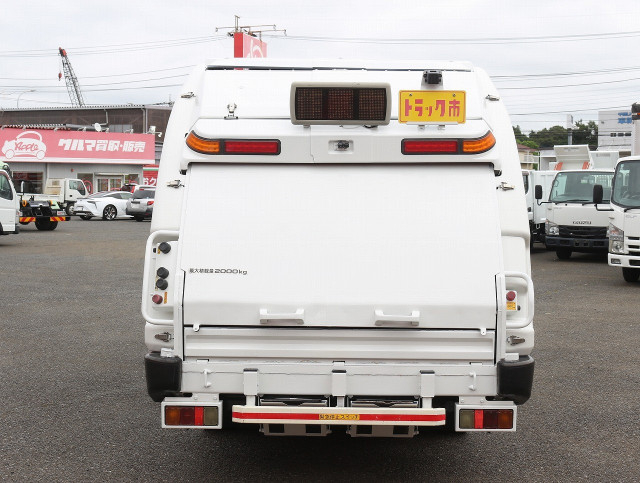 いすゞ エルフ 小型 塵芥車（プレス式） BKG-NMR85AN(111651) 6枚目