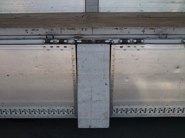 いすゞ ギガ 大型 ウィング PKG-CYJ77W8(9654) 46枚目