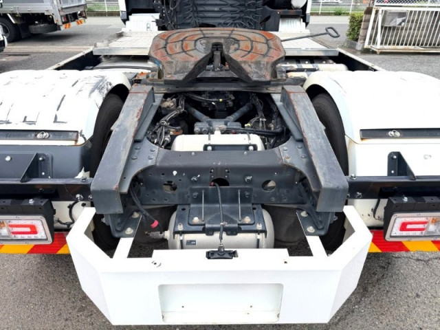 日野 プロフィア 大型 トラクタ 2DG-SH1EDGG(110470) 5枚目
