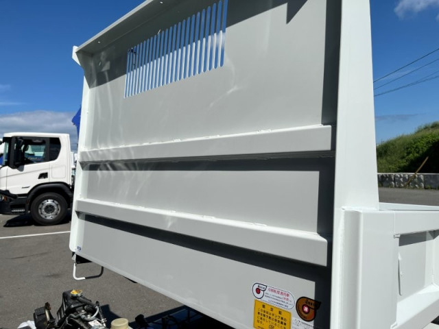 三菱ふそう キャンター 小型 土砂ダンプ 2RG-FBA60(112469) 31枚目