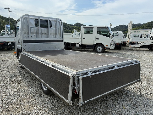 トヨタ ダイナ 小型 平ボディ 2PG-GDY281(107727) 13枚目