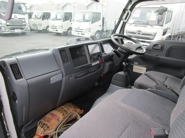 Isuzu elf Small Flat body 2RG-NKR88A(91367) 20枚目