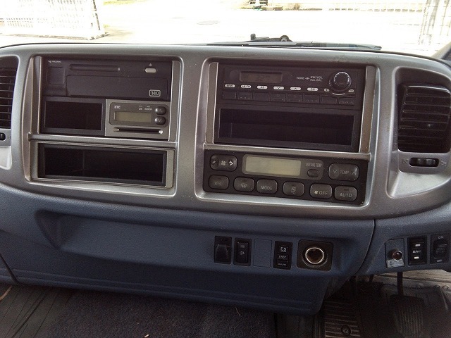 日野 レンジャー 増トン バン ADG-FE7JPWG(11910) 34枚目