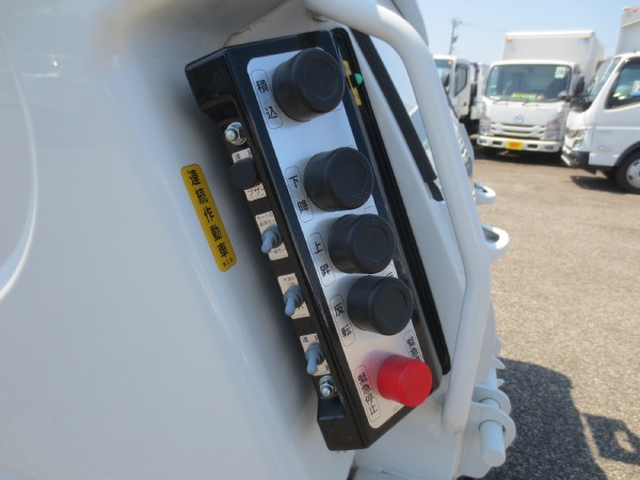 三菱ふそう キャンター 小型 塵芥車（プレス式） 2RG-FEAV0(111475) 18枚目