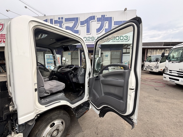 いすゞ エルフ 小型 バン TRG-NLR85AN(108588) 46枚目