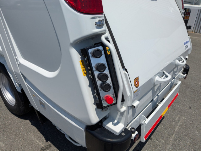 三菱ふそう キャンター 小型 塵芥車（プレス式） 2RG-FEAV0(108605) 70枚目