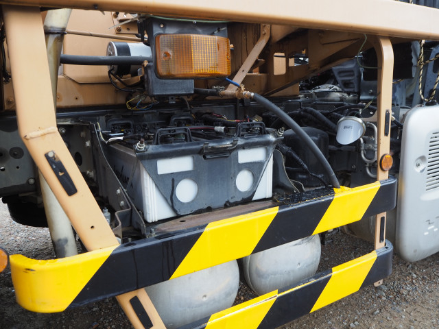 日野 プロフィア 大型 ミキサー車 QPG-FS1AKDA(110552) 34枚目