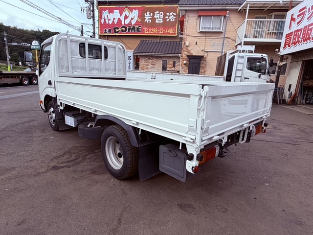 日野 デュトロ 小型 平ボディ TPG-XZU605M(113623) 7枚目