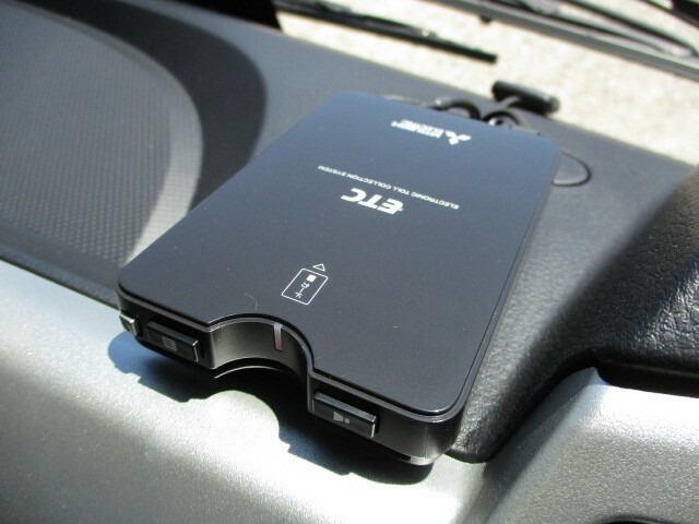 三菱ふそう ファイター 中型 平ボディ（クレーン付） 2KG-FK62F(6750) 7枚目