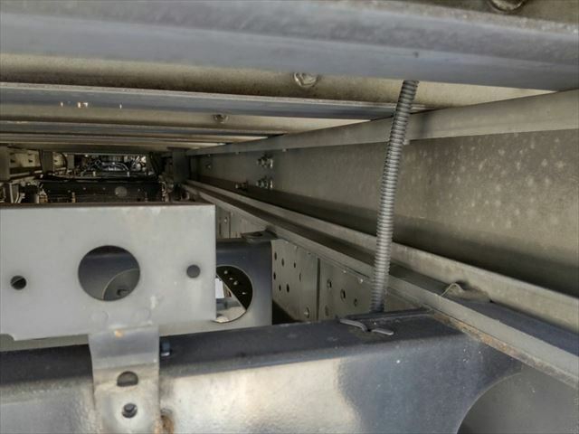いすゞ エルフ 小型 冷蔵冷凍バン TRG-NPR85AN(10709) 28枚目