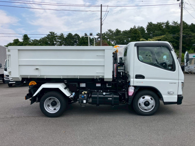 三菱ふそう キャンター 小型 コンテナ専用車 2RG-FBAV0(106563) 7枚目