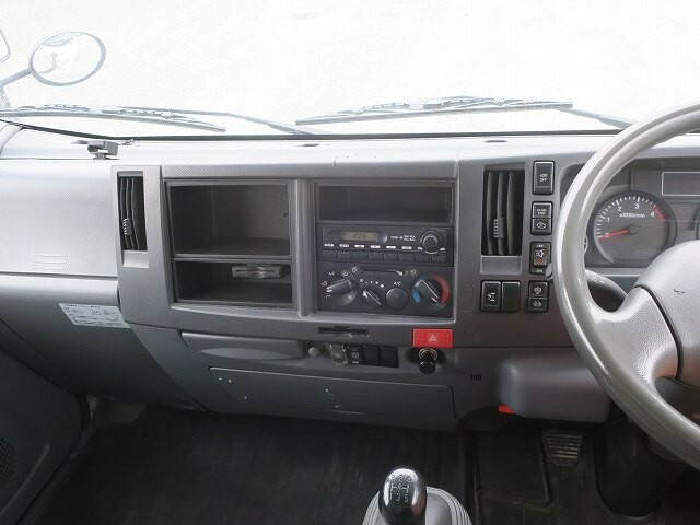 いすゞ エルフ 小型 バン TKG-NLR85AN(40886) 13枚目