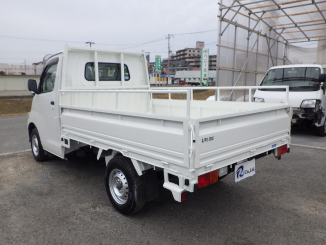 トヨタ ライトエース 小型 平ボディ DBF-S402U(101387) 2枚目