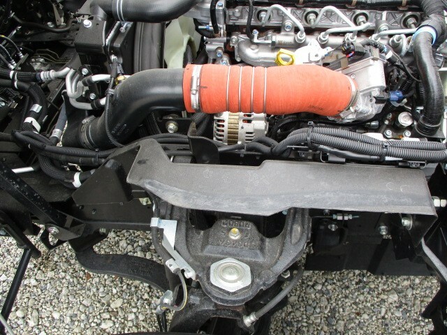 いすゞ エルフ 小型 バン 2RG-NPR88AN(6817) 9枚目