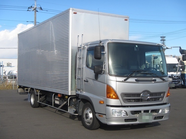 日野 レンジャー 中型 バン TKG-FD7JLAA(8181) 1枚目
