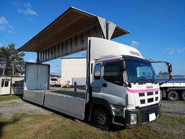 Isuzu giga Large Wing body LKG-CYJ77A(31662) 2枚目