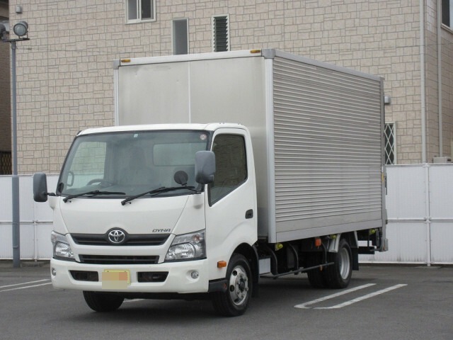 トヨタ ダイナ 小型 バン TKG-XZU710(10158) 1枚目