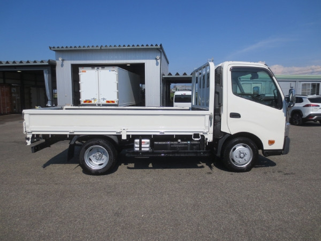 トヨタ ダイナ 小型 平ボディ 2RG-XZU700(105411) 8枚目