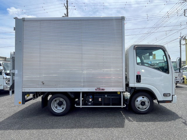 いすゞ エルフ 小型 バン 2RG-NMR88AN(110932) 5枚目