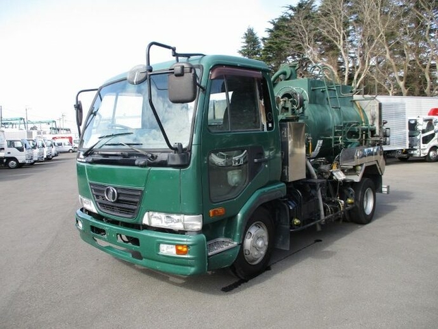 UDトラックス（日産） コンドル 中型 バキュームダンパー/汚泥吸引車 PB-MK36A(9576) 1枚目