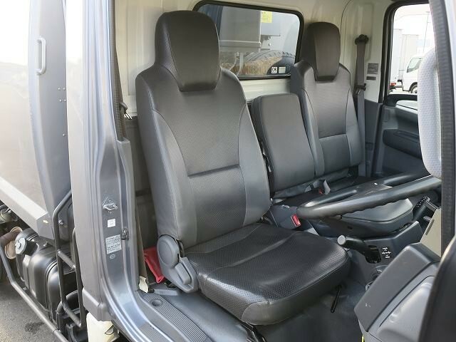 いすゞ エルフ 小型 塵芥車（プレス式） TKG-NMR85N(27457) 10枚目