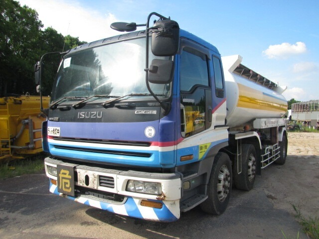 いすゞ ギガ 大型 タンクローリー KC-CYG50P2(6548) 1枚目