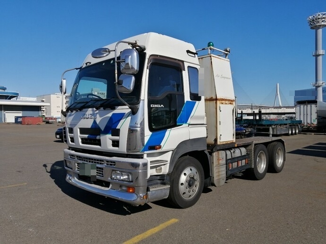 いすゞ ギガ 大型 トラクタ PKG-EXY52J8(4822) 1枚目