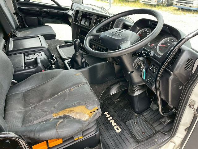 日野 プロフィア 大型 ウィング QPG-FW1EXEG(110447) 19枚目