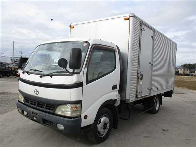 トヨタ ダイナ 小型 バン KK-XZU411(37763) 1枚目