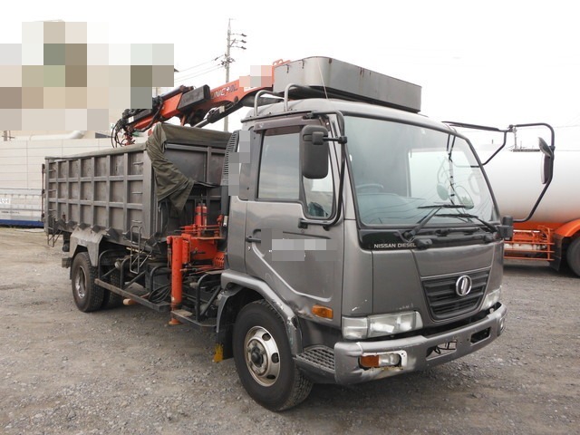 UDトラックス（日産） コンドル 中型 土砂ダンプ PB-MK36A(2828) 1枚目