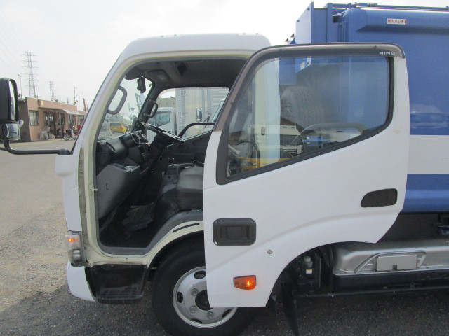 日野 デュトロ 小型 塵芥車（プレス式） TSG-XKU600X(84555) 31枚目