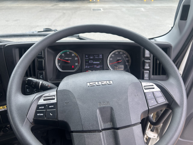 いすゞ ギガ 大型 冷蔵冷凍バン 2PG-CYJ77C(109421) 18枚目