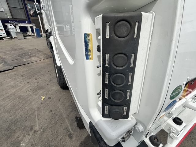 Isuzu elf Small Packer rotate trucks TKG-NMR85N(107776) 11枚目