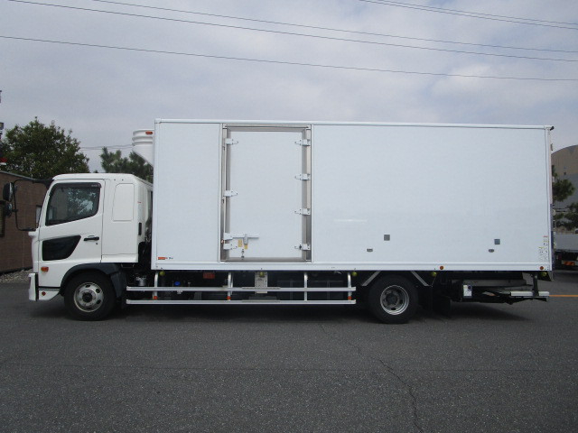 日野 レンジャー 小型 冷蔵冷凍バン 2KG-FD2ABG(84413) 5枚目