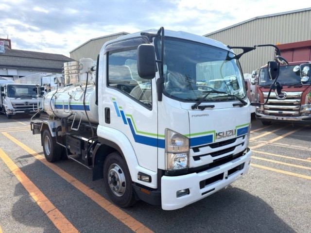 いすゞ フォワード 中型 バキュームカー/糞尿車 2PG-FRR90S2(112317) 2枚目