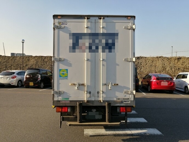 三菱ふそう キャンター 小型 冷蔵冷凍バン PDG-FE74BV(5548) 7枚目