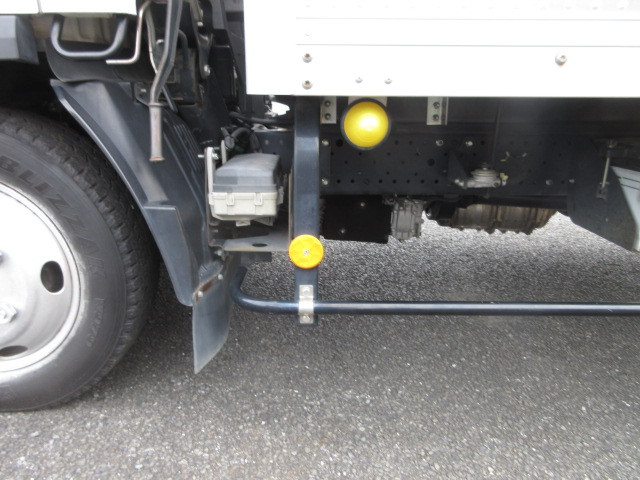 いすゞ エルフ 小型 バン TRG-NLR85AN(111630) 42枚目