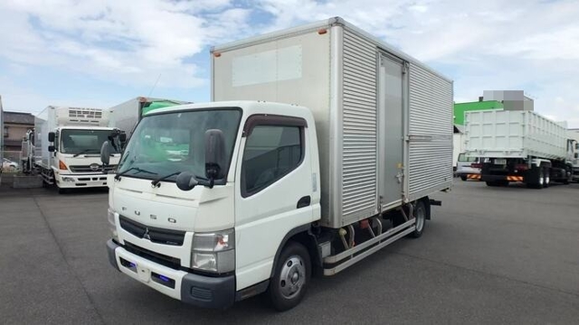 Mitsubishi Fuso canter Small Box body TKG-FEB50(34632) 2枚目