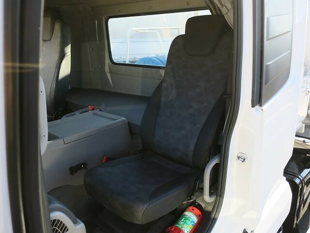 UDトラックス（日産） クオン 大型 ミキサー車 QDG-PW39L(27548) 23枚目