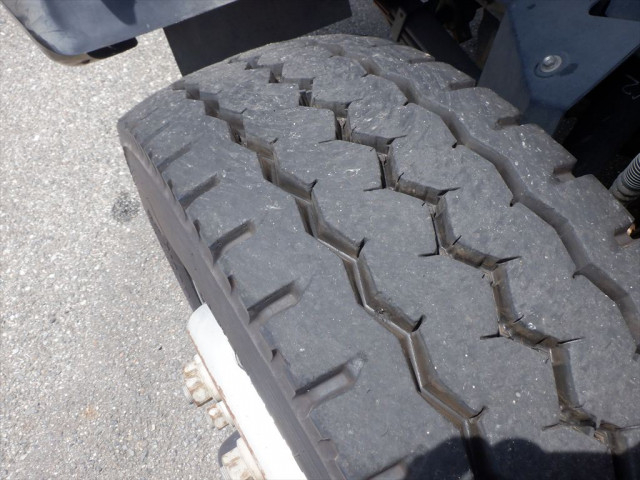 いすゞ フォワード 増トン コンテナ専用車 2RG-FTR90U2(109237) 28枚目