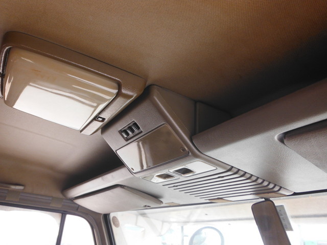UDトラックス（日産） ビッグサム 大型 セルフローダー U-CW610PN(1933) 28枚目